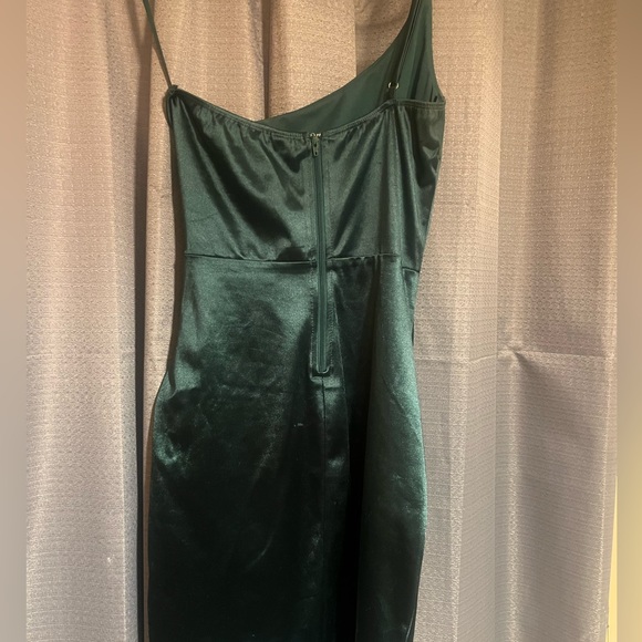 one shoulder green mini dress perfect for a homecoming dance or any occasion - Picture 3 of 3